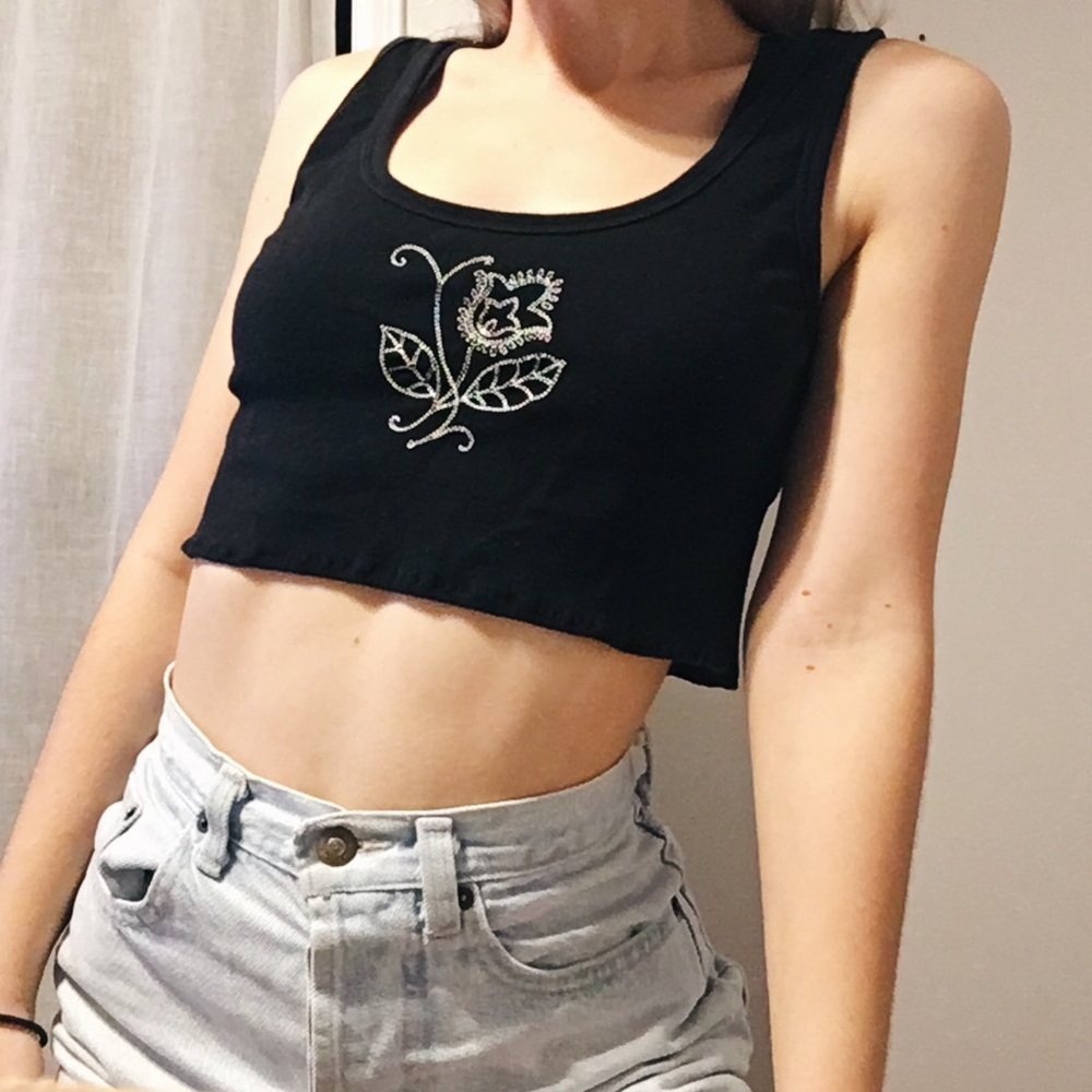New York & Company Cropped tank top